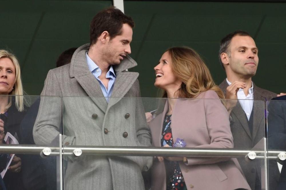 POSLE DVE ĆERKE STIGAO SIN: Endi Mari dobio treće dete, a kladionice su već izbacile kvote!