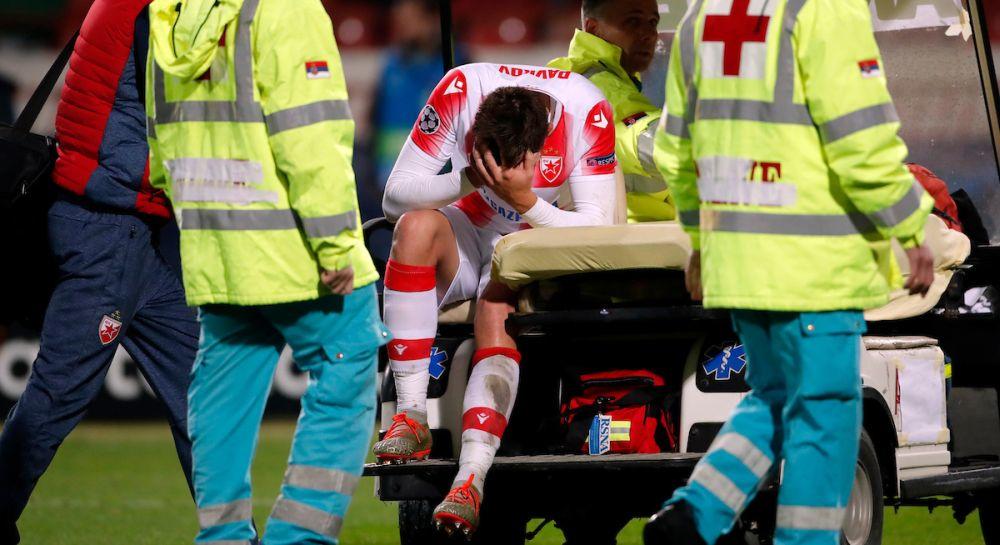 Milan Pavkov odvezen sa terena protiv Totenhema  