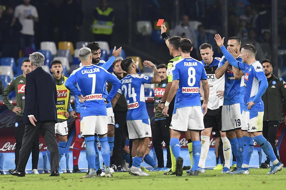 DE LAURENTIS NAPRAVIO CIRKUS: Napoli nije došao u Torino, Juventus traži pobedu od 3:0 - šta se ustvari tu dešava?!