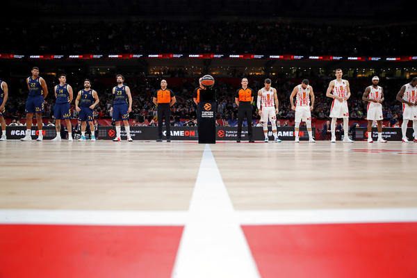 DA LI JE TO EVROLIGA ILI NBA? Tokom poluvremena meča Zvezda - Real desila se stvar netipična za evropsku košarku!