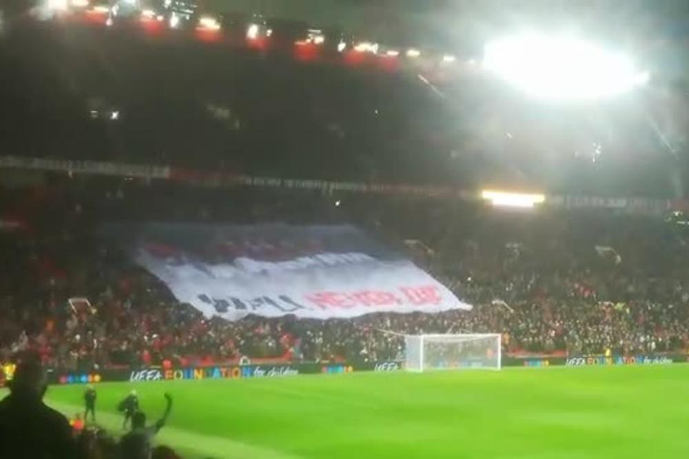 PUTOVALI NA MEČ SA ZVEZDOM I POGINULI: Navijači Junajteda su im odali veliku počast na meču sa Partizanom!