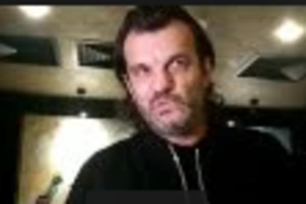 ZVAO SAM CECU, ALI NEĆE DA DOĐE! Lukas je na svoj rođendan otkrio JEDNU VELIKU TAJNU!