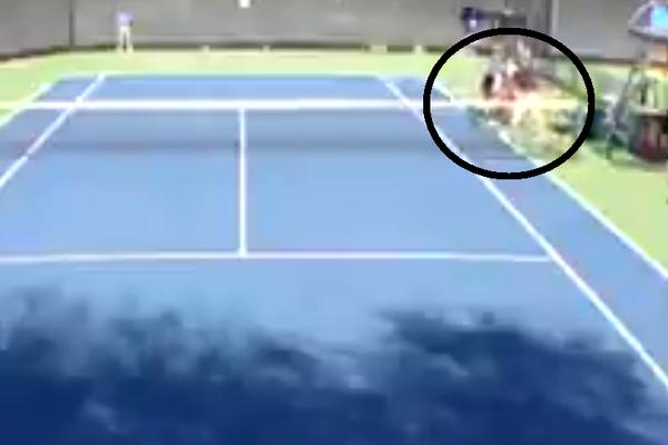 TENISERKE SE DOHVATILE NASRED TERENA: Pogledajte sukob Kanađanke i Amerikane nakon meča u Las Vegasu!