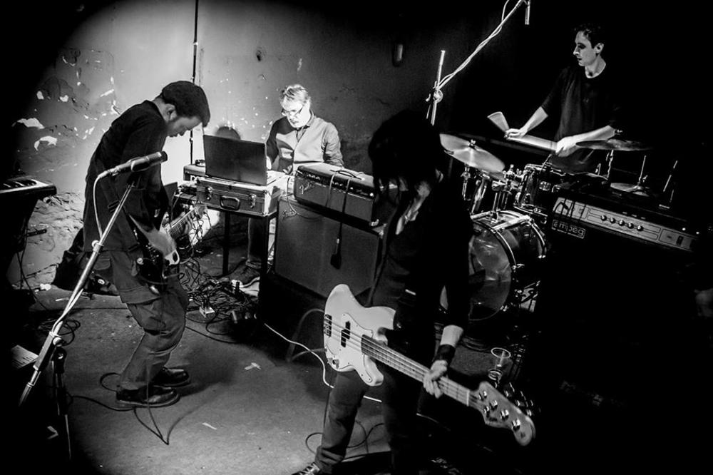 Virvel ima novi album: prefinjeni poziv na frik šou