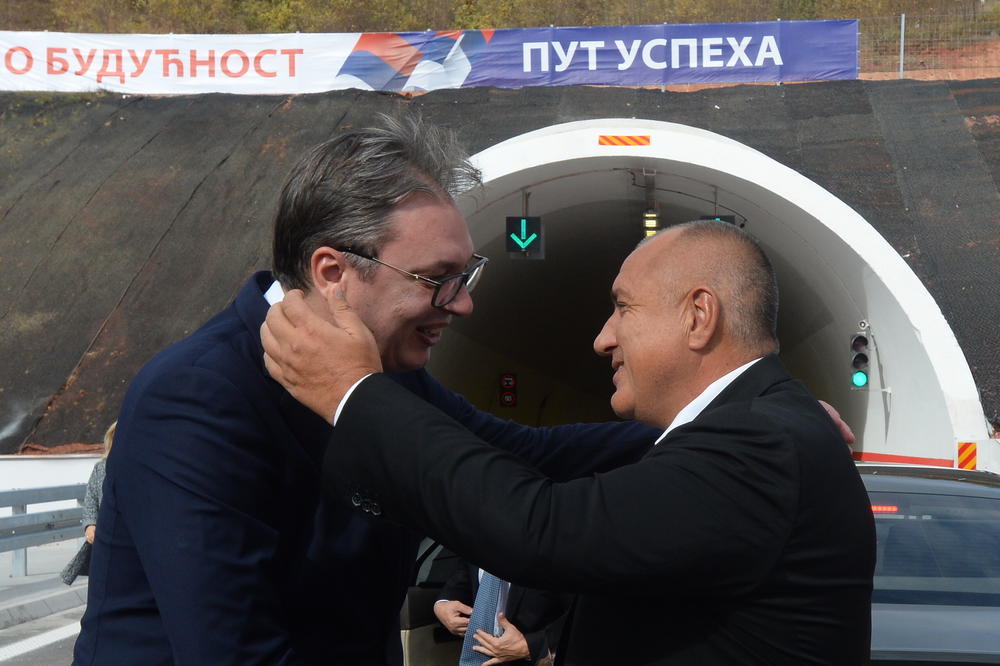 OD NIŠA DO GRADINE ZA 50 MINUTA! Vučić na otvaranju istočnog kraka KORIDORA 10! BORISOV POŽELEO SRBIMA SREĆU!