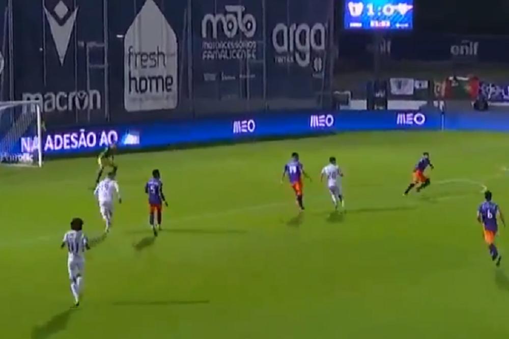 BOMBA UROŠA RAČIĆA: Famalikao je hit Portugala, a bivši igrač Zvezde postigao gol za TV špice!