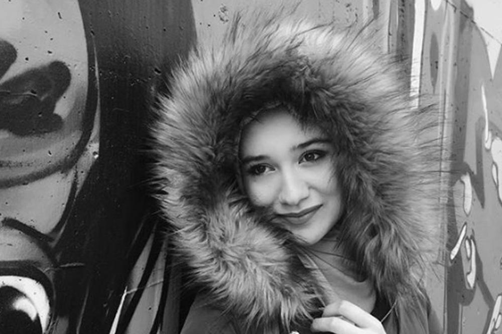 OGROMNA TUGA! IZNENADA UMRLA BALKANSKA UMETNICA: Imala je samo 25 godina!