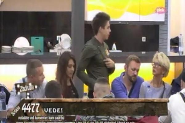 FILIP RELJIĆ PAO NA JOŠ JEDNU KRUNIĆKU?! Ponašaju se kao da su 15 godina U BRAKU!