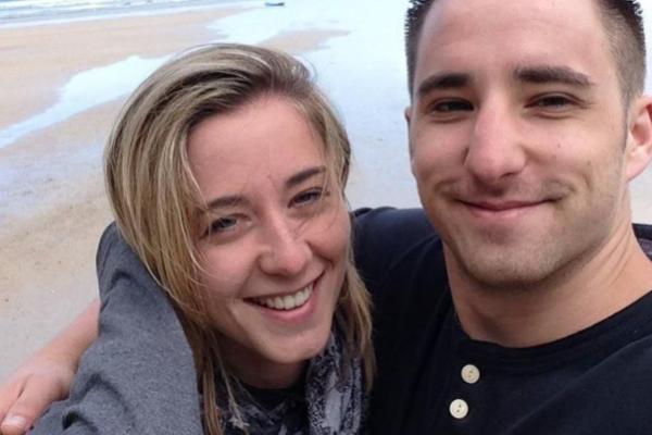 KOMŠIJE MISLE DA NISU NORMALNI: Kada vide šta ova porodica drži u stanu, SVI PRETRNU (FOTO)