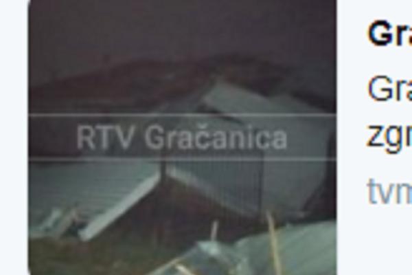 UŽAS U GRAČANICI! Pukao krov Osnovnog suda, vetar ga bacio na Starački dom! Službe otpočele hitnu akciju!