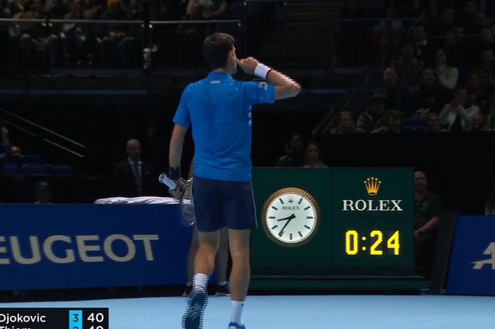 MAGIJA NOVAKA ĐOKOVIĆA: Britanci, da vas čujem sada!