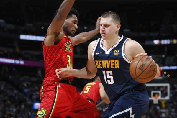 LEGENDA NBA LIGE STALA UZ JOKIĆA: Zašto njega nikada nema na MVP listi? On bi morao da bude tu!