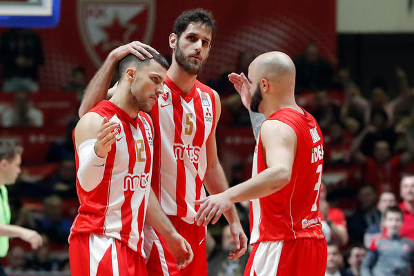 KATASTROFA ZA ZVEZDU: Crveno-beli u velikom problemu pred Večiti derbi!