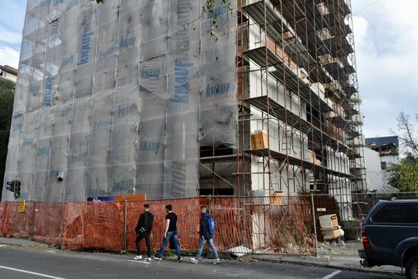 STAMBENI KREDIT MOŽETE DA PODIGNETE I BEZ UČEŠĆA: Ovu opciju će vam banka omogućiti samo pod JEDNIM USLOVOM!