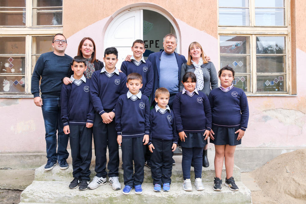 UŠLI SMO U ŠKOLU U KOJU JE IŠAO FUNKCIONER SPS! U njoj UČI samo OSMORO ĐAKA, ali smo VIDELI nešto neverovatno