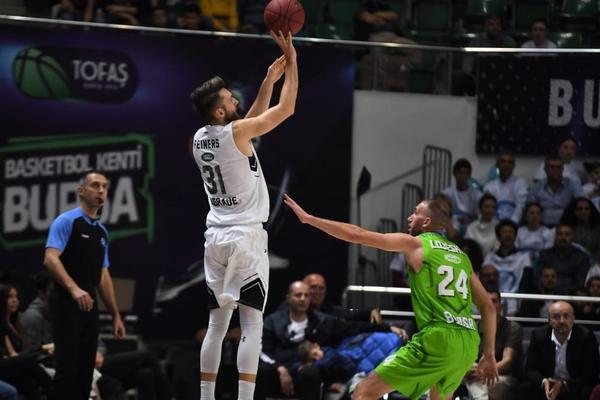 NOVI PORAZ PARTIZANA U EVROKUPU: Crno-beli nisu iskoristili šansu, loša uvertira pred Večiti derbi!