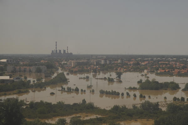 GEOFIZIČAR NAJAVIO NAJGORE MOGUĆE VESTI: Džinovski talasi, poplave - TO NIJE NIŠTA, PAKAO TEK SLEDI!