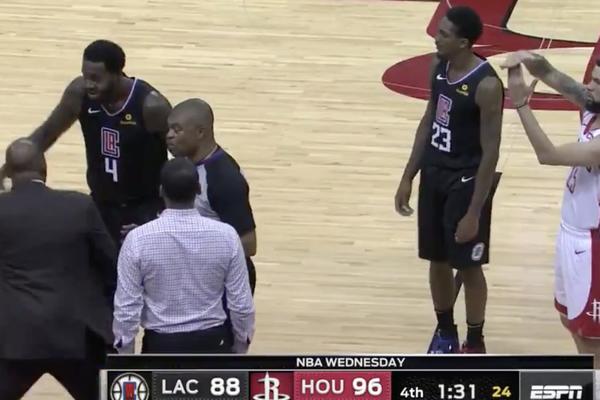 NATERAO SUDIJE DA MU ISKLJUČE OCA SA UTAKMICE: Ludilo u NBA ligi! U glavnim ulogama su bili Dok i Ostin Rivers!