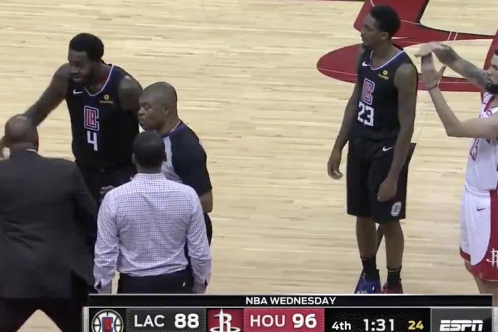 NATERAO SUDIJE DA MU ISKLJUČE OCA SA UTAKMICE: Ludilo u NBA ligi! U glavnim ulogama su bili Dok i Ostin Rivers!