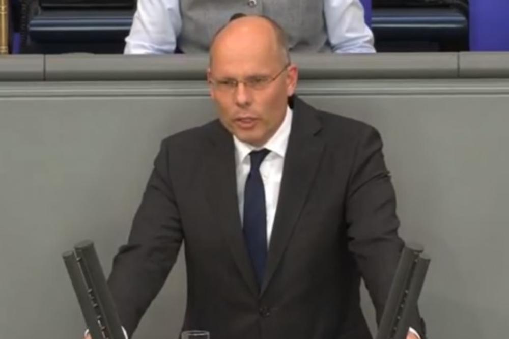 BAJER OŠTAR: Na Grenelovom sastanku u SAD mora biti i neko iz EU