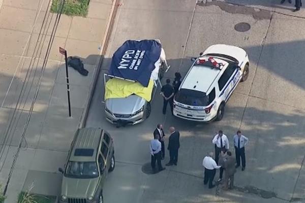 PUCNJAVA USRED SREDNJE ŠKOLE, MUŠKARAC U CRNOM OTVORIO VATRU: Horor u Los Anđelesu!