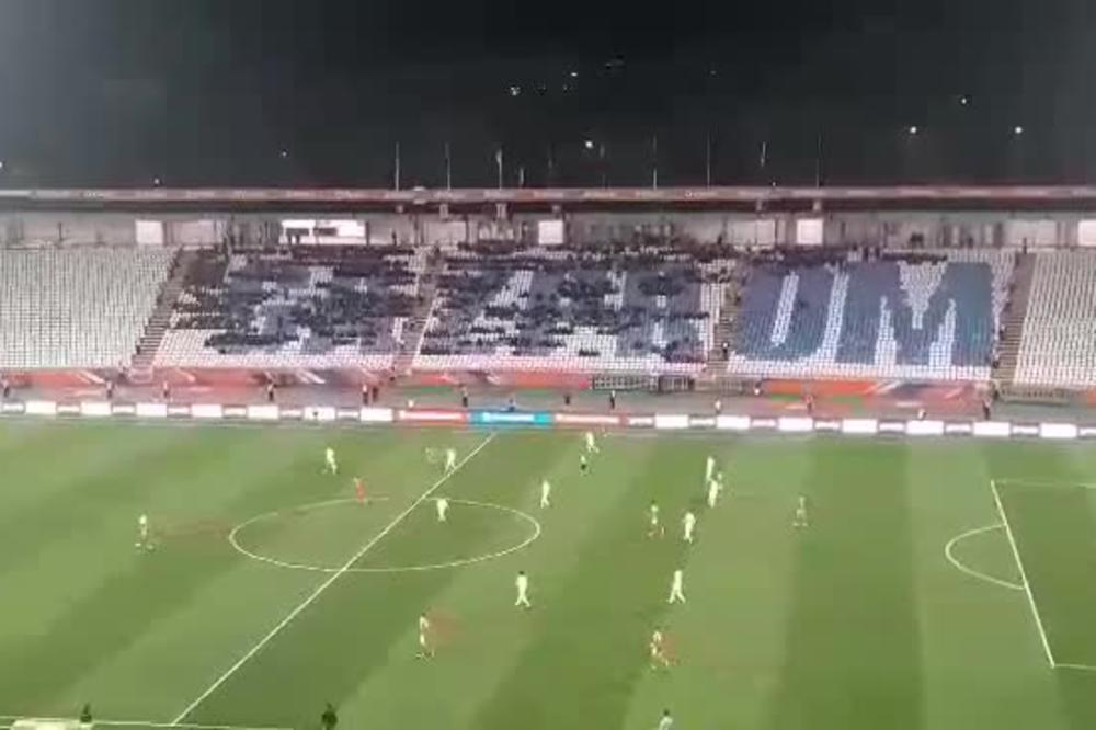 FANATIČNO NAVIJANJE MALIŠANA NA MARAKANI: Deca reprezentaciju podržavaju na afrički način!