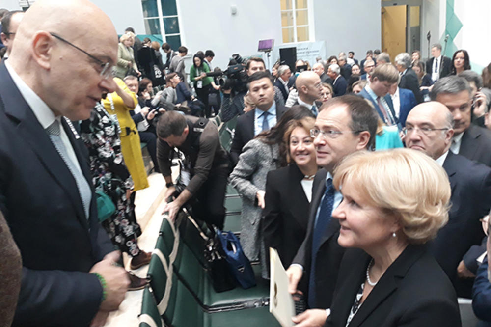 Slovenske kulture udružuju snage u borbi protiv globalizacije