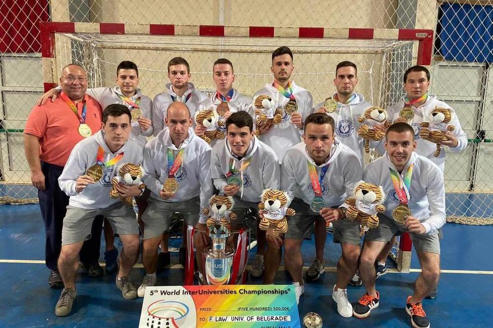 VLADIMIR VULETIĆ OGORČEN: Ovo je diskriminacija! U toj farsi neću da učestvujem!