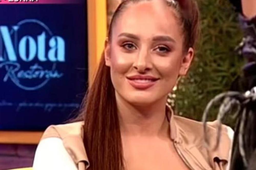 NEMA ŠANSE DA JE PREPOZNATE KADA JE VIDITE: Luna posle raskida PROMENILA LIČNI OPIS! Novi spot, NOVI FAZON!