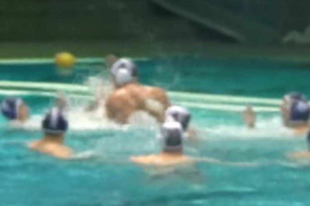 POGLEDAJTE TUČU  VATERPOLISTA PARTIZANA I MORNARA: Sudija nije znao šta da radi, sukob se nastavio i u svlačionici!