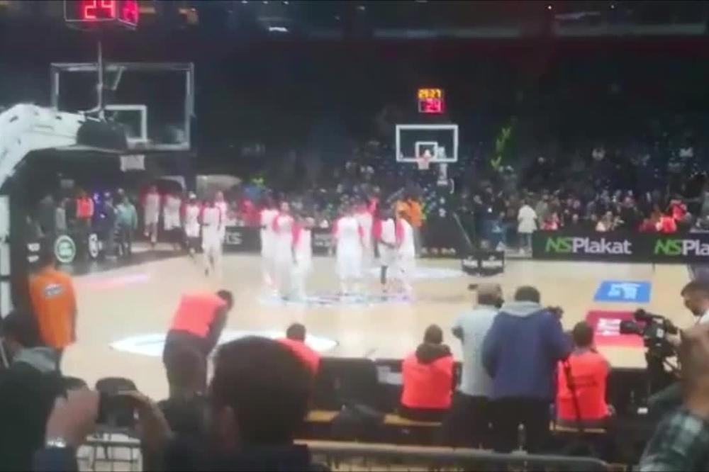 BRUTALNI DOČEK ZA IGRAČE ZVEZDE: Grobari skandirali "Ubij cigana", pa započeli sa žestokim uvredama porodice Čović!