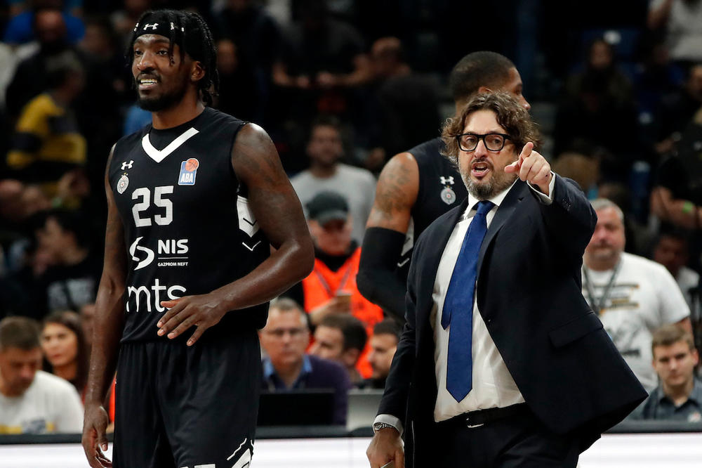 NALETEO JE NA POGREŠNOG ČOVEKA: Moćni Rašon Tomas ponizio igrača Ritasa!