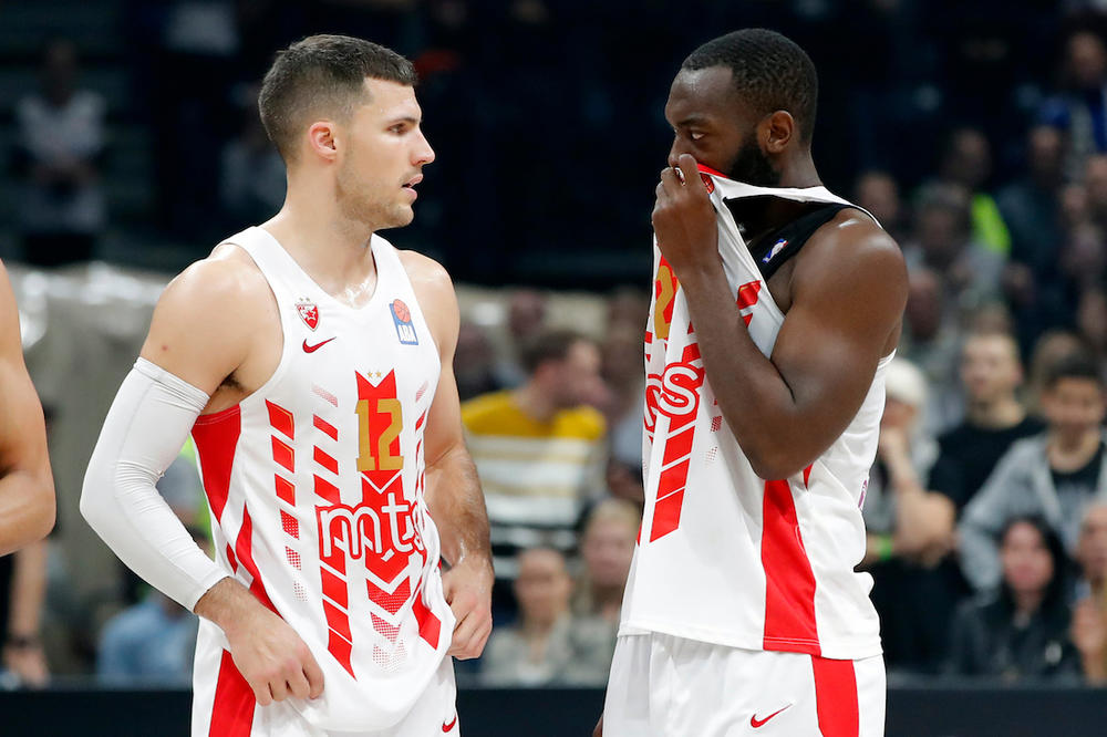 NI ALBI NE CVETAJU RUŽE: I Nemci u problemima dok čekaju raštimovanu Zvezdu!