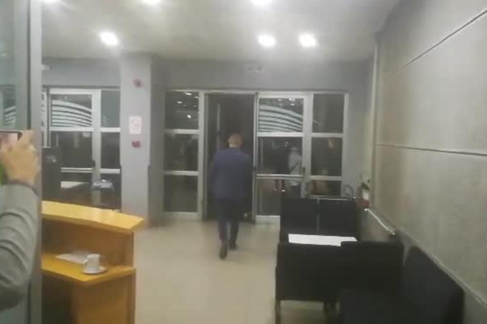 IGRAČI ZVEZDE NISU DAVALI IZJAVE POSLE PORAZA U DERBIJU: Iz kluba su objasnili zbog čega!