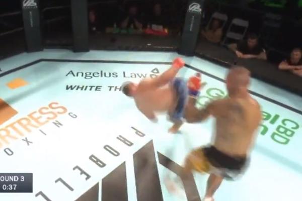 NAJLUĐI NOKAUT KOJI STE VIDELI U ŽIVOTU: Legenda UFC-a se vratila u ring, ali bolje da nije!