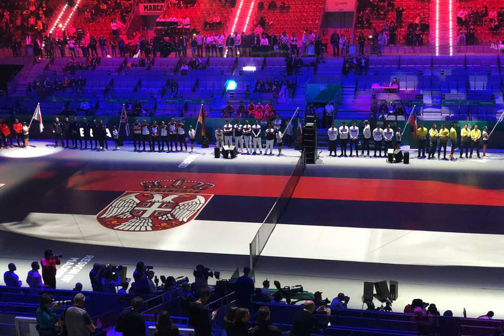 TENISKA REPREZENTACIJA SRBIJE OTPUTOVALA U INSBRUK: Troicki i ekipa čekaju Đokovića pa NAPADAJU DEJVIS KUP!