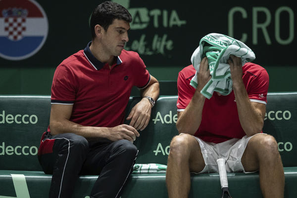 HRVATI PORAŽENI NA OTVARANJU DEJVIS KUPA: Rusi prejaki za komšije, Gofan i beretini oduševili!