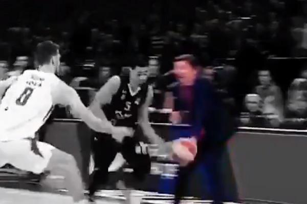 DETALJ KOJI NIKO NIJE PRIMETIO: Andrija Gavrilović faulirao Pejdža na derbiju, trener Zvezde sekao kontru Partizana