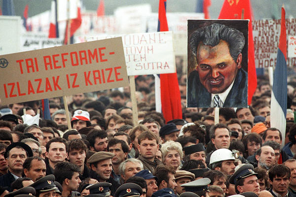 SRBIJA ĆE POBEDITI NEPRIJATELJE I SAČUVATI KOSOVO! Ovako je MILOŠEVIĆ govorio na Ušću pre tačno 31 godine (VIDEO)