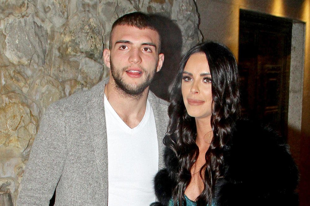 VELJKO I BOGDANA ODLUČILI NA ŠTA ĆE POTROŠITI 300.000 € OD SVADBE: Mlada PO OČEVOM SAVETU pokreće BIZNIS!