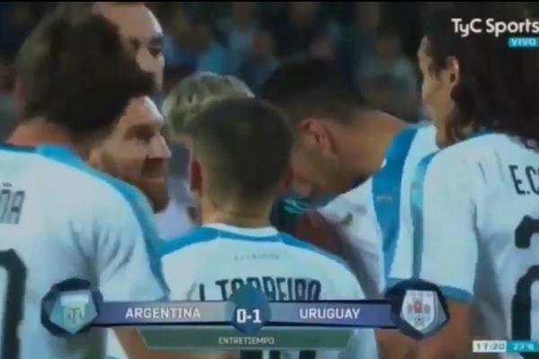 KAVANI NASRNUO NA MESIJA, ARGENTINAC MU REKAO DA GA ČEKA: Saigrači sprečili tuču ispred svlačionice!