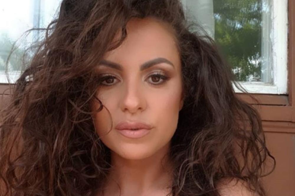 ZVEZDA GRANDA HTELA DA SE UBIJE U DETINJSTVU ZBOG DECE: Imala sam KOZU i svi su me zvali KOZARKA, crkla sam od BOLA