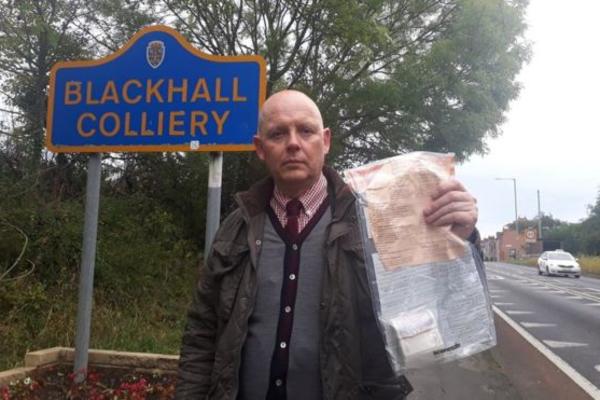 U OVOM MALOM MESTU NEKO STALNO BACA NOVAC NA ULICU: Suma nije mala, a našli su je već 4. put ove godine!