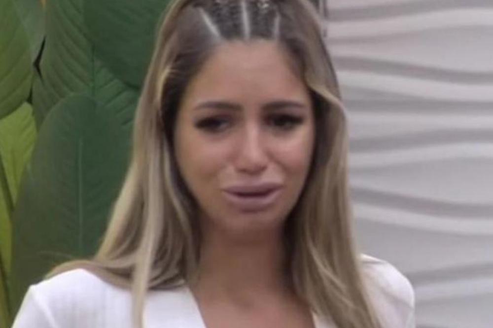 TOMOVIĆ ZABRANIO IVI DA PEVA NAVIJAČKE PESME DINAMA: Ne smeš u SRBIJI to da pevaš, ovo je BEOGRAD!