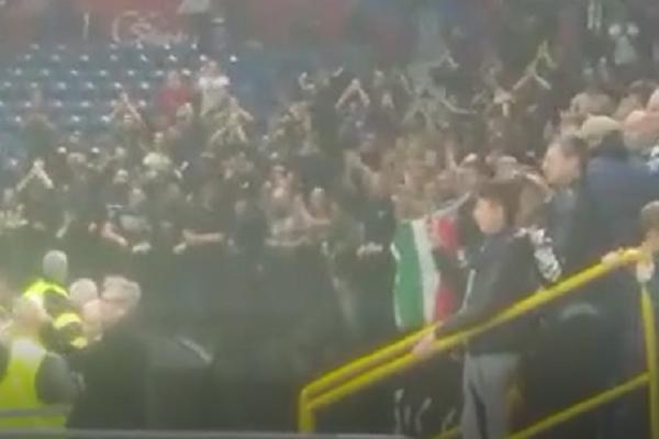 NOVICA SA ĆERKOM U NARUČJU OTIŠAO DO GROBARA: Žurka nakon pobede, a posebna zastava se našla u kopu Partizanovaca!