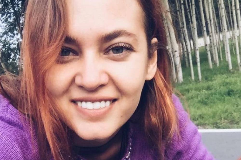 ANA JE RADILA U TAJNOJ SLUŽBI I SLIKALA SE GOLA: Nakon toga njen život postao je pakao! (FOTO)