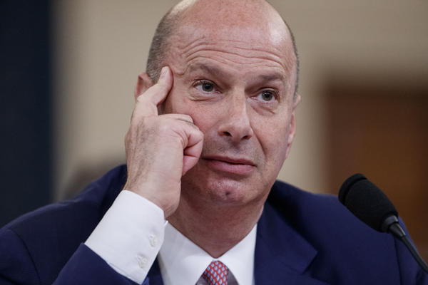 DEMOKRATE ZADALE DO SADA NAJJAČI UDARAC TRAMPU! Svedočenje ovog čoveka gura ga korak bliže ka OPOZIVU (VIDEO)