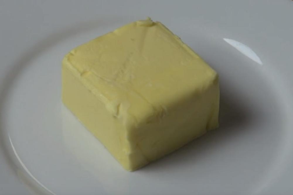 STAVITE MASLAC U ZAMRZIVAČ NA PAR MINUTA: Pogledajte samo šta će se tada DESITI