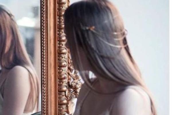 BEZDUŠNI LJUDI SU OVU DEVOJKU PROGLASILI ZA NAJRUŽNIJU NA INSTAGRAMU: Ali, ona nije odustala od svoje misije (FOTO)