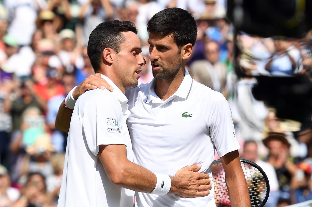 AGUT POBESNEO NAKON PORAZA OD ĐOKOVIĆA: Ode u WC, pa zatraži pomoć, Novak mi je stalno prekidao ritam!